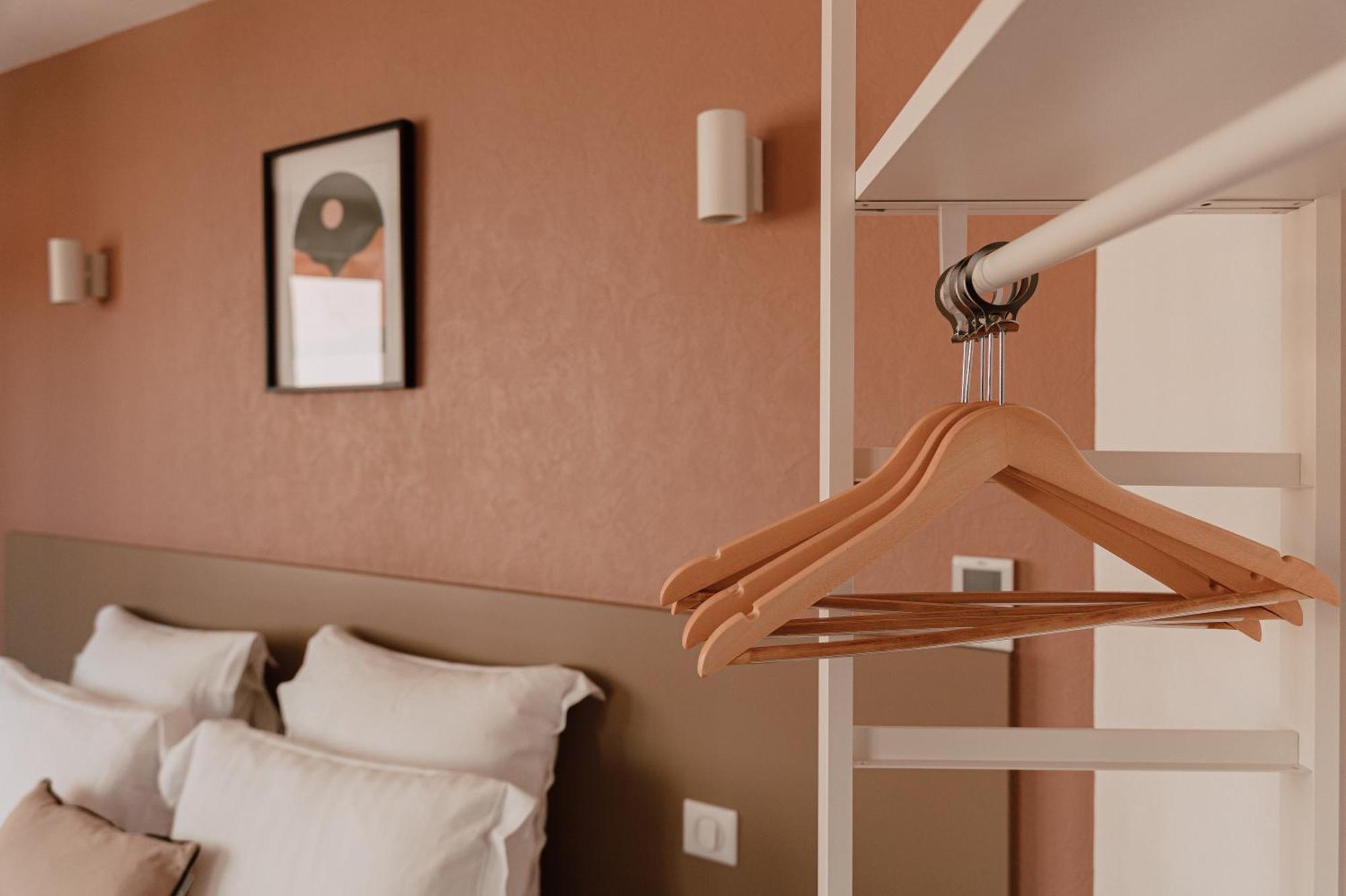 Mage Hotels - Hotel La Grenette Roanne Eksteriør billede